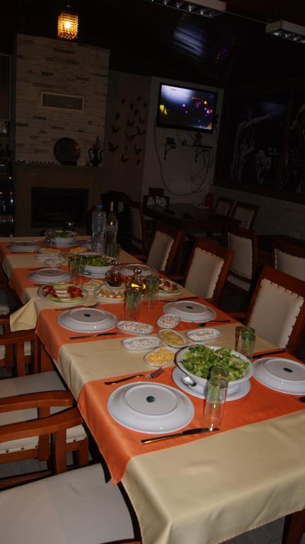 Villa Fokai Hotel Yenifoca Buitenkant foto