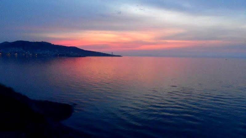 Villa Fokai Hotel Yenifoca Buitenkant foto